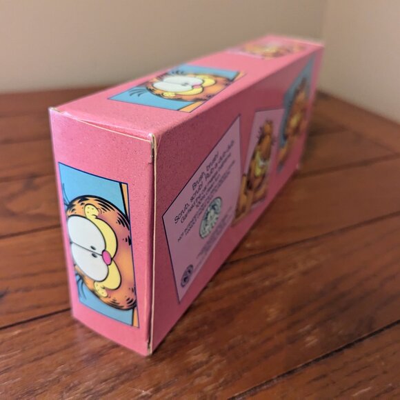 100% Pure Garfield Soap & Bath Brush Vintage 1978 Avon Products Pink Box NIB - Picture 8 of 13